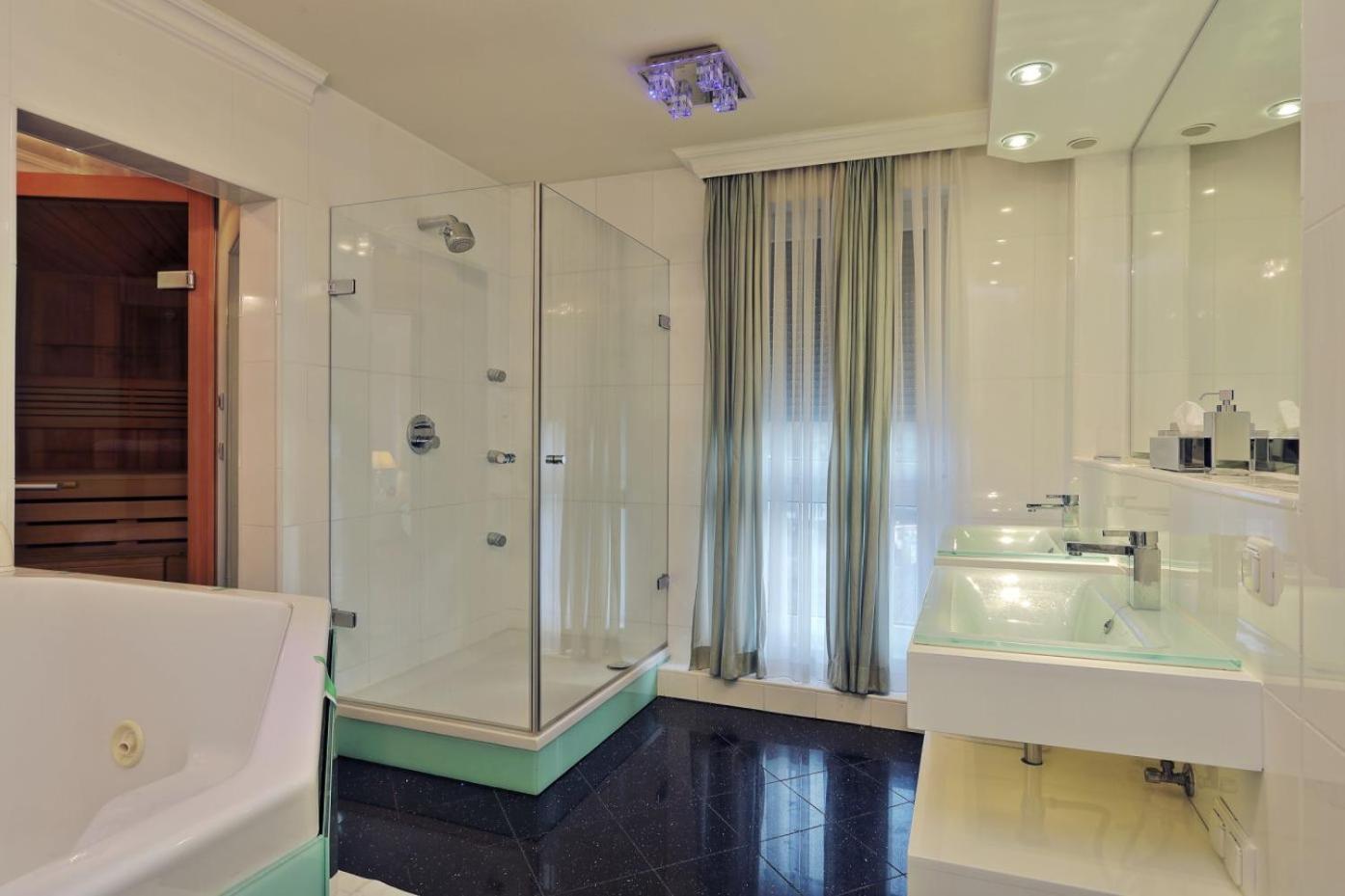 Penthouse Muelheim- Ruhr - Zentral - Edel - Luxus Pur Apartman Mülheim an der Ruhr Kültér fotó