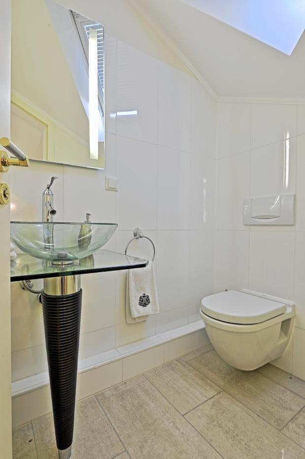 Penthouse Muelheim- Ruhr - Zentral - Edel - Luxus Pur Apartman Mülheim an der Ruhr Kültér fotó