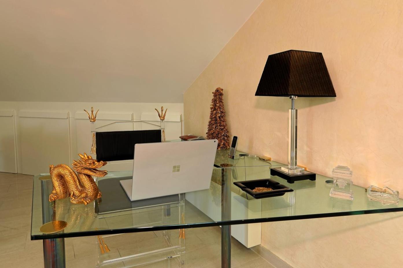 Penthouse Muelheim- Ruhr - Zentral - Edel - Luxus Pur Apartman Mülheim an der Ruhr Kültér fotó